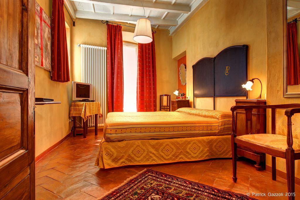 Hotel Il Cortile Cannero Riviera Habitación foto