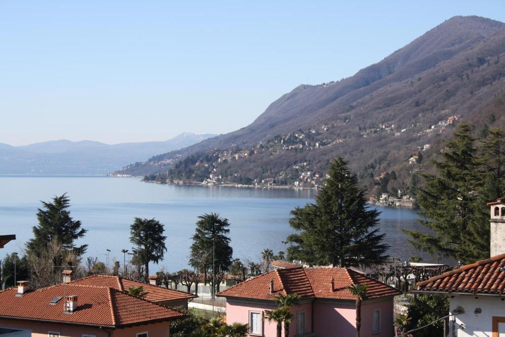 Hotel Il Cortile Cannero Riviera Habitación foto